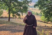 fr. Giuseppe De Carlo – Tracce di Luce – Commento al Vangelo del 26 luglio 2026 fr. Giuseppe De Carlo - Tracce di Luce - Commento al Vangelo del 26 luglio 2026